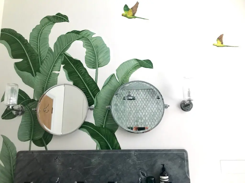 Banana Leaf mural parakeets mural
