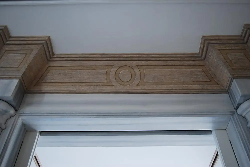 Trompe L'oeil Paint